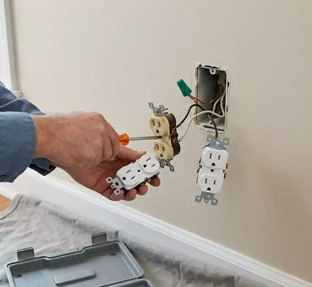 Professional Outlet Replacement: Your Local Swap-Out Team in Ankeny, IA